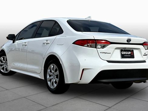 Used 2023 Toyota Corolla LE image 11