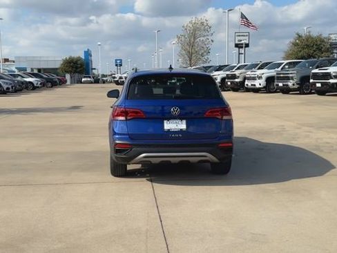 Used 2024 Volkswagen Taos S image 7