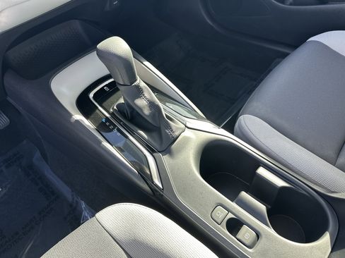 Certified 2025 Toyota Corolla LE image 26