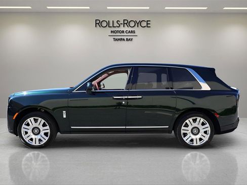 New 2026 Rolls-Royce Cullinan image 3