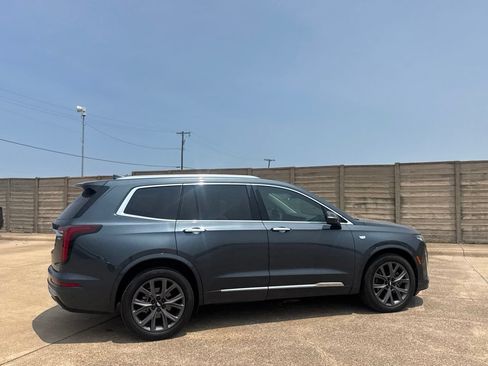 Used 2020 Cadillac XT6 Premium Luxury FWD image 24