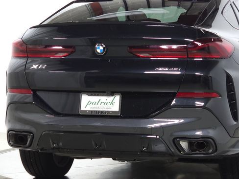 Used 2026 BMW X6 xDrive40i w/ Premium Package AWD/4WD image 11