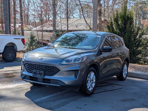 Used 2022 Ford Escape SE w/ Cold Weather Package image 6