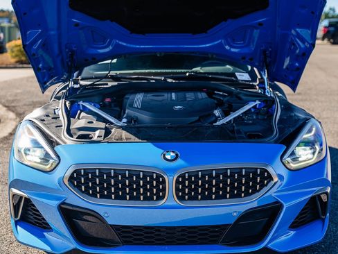 Used 2020 BMW Z4 M40i image 29