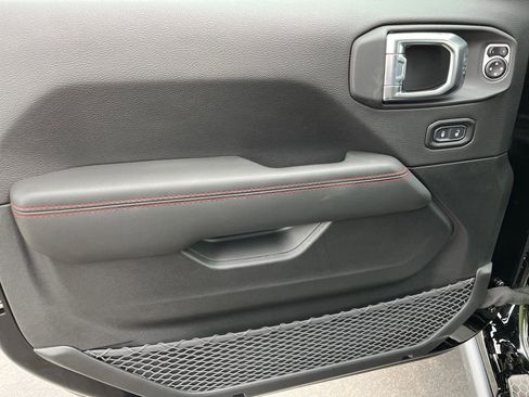 New 2026 Jeep Wrangler Unlimited Rubicon image 28