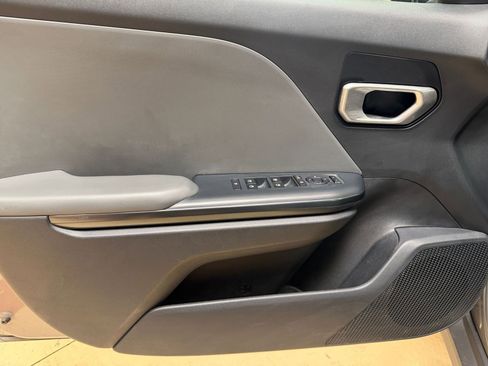 Used 2025 Kia K4 FWD image 18
