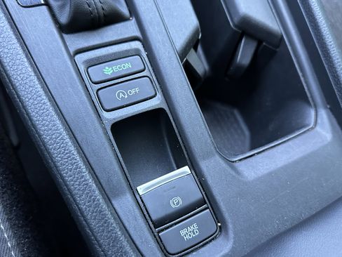 Used 2024 Honda Accord EX image 31