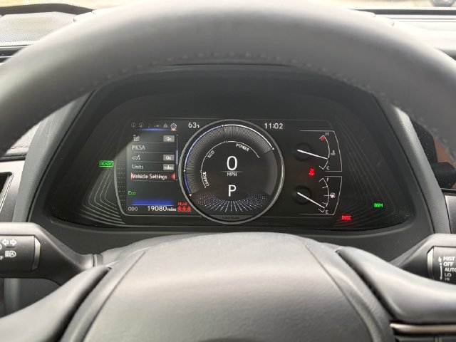 Certified 2024 Lexus UX 250h F Sport AWD/4WD image 18