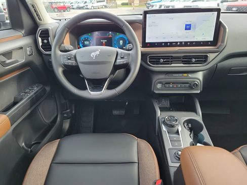 New 2025 Ford Bronco Sport Outer Banks w/ Outer Banks Tech Package+ image 12