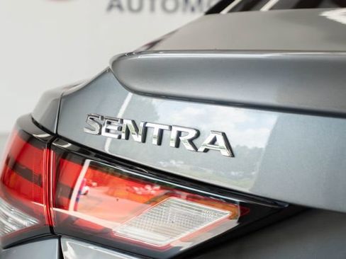Used 2022 Nissan Sentra SR w/ Trunk Package FWD image 29