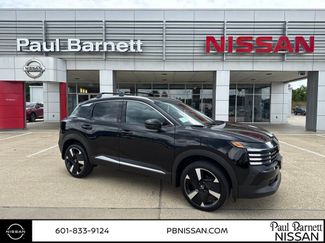 New 2025 Nissan Kicks SR 360° Tour