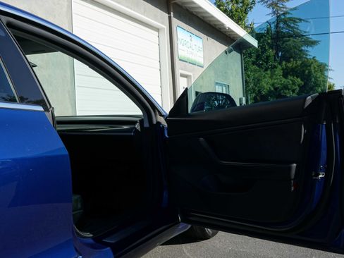 Used 2019 Tesla Model 3 Standard Range Plus RWD image 29