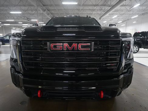 Used 2026 GMC Sierra 2500 AT4X AWD/4WD image 21