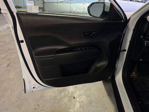 Used 2025 Hyundai Kona SEL image 20