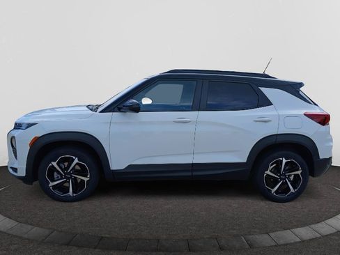 Used 2021 Chevrolet TrailBlazer RS FWD image 4