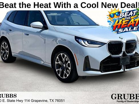 Used 2025 BMW X3 xDrive30i AWD/4WD image 1