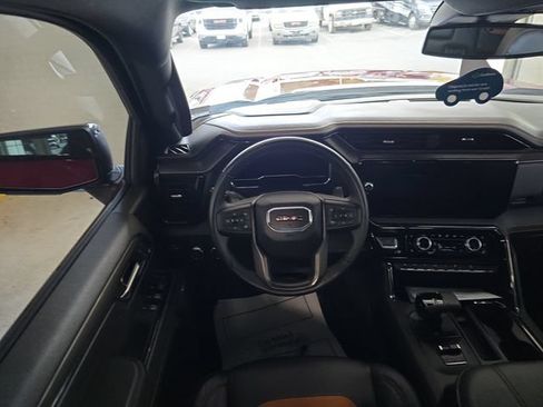 Certified 2024 GMC Sierra 1500 AT4 w/ AT4 Premium Package AWD/4WD image 12