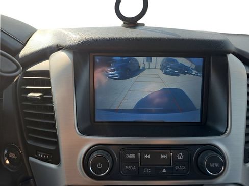 Used 2018 GMC Yukon SLT w/ Premium Edition AWD/4WD image 15
