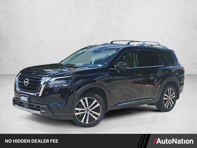 Used 2025 Nissan Pathfinder Platinum w/ Cargo Package FWD image 1