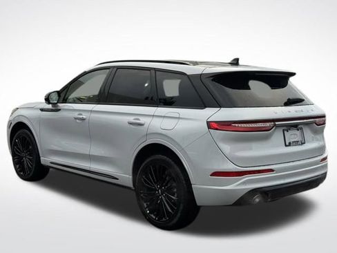 New 2026 Lincoln Corsair Premiere image 6