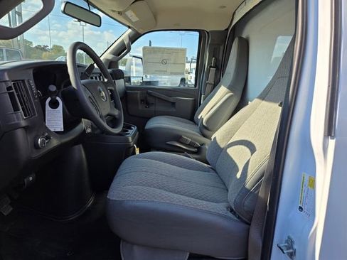 New 2024 Chevrolet Express 3500 w/ Power Convenience Package RWD image 10