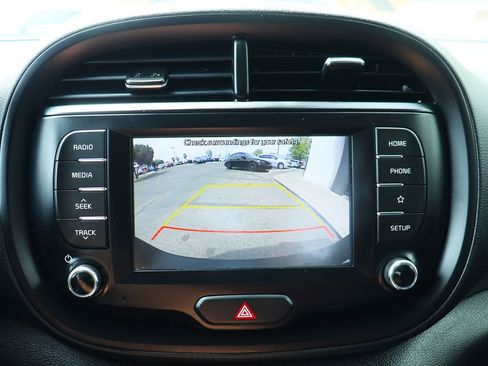 Used 2021 Kia Soul S image 47