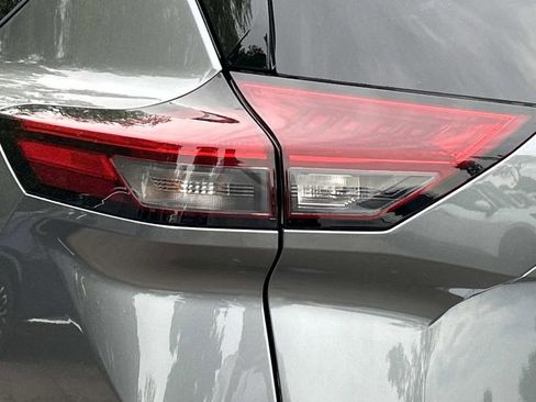 New 2026 Nissan Rogue SV AWD/4WD image 13