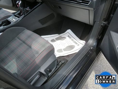 Used 2024 Volkswagen GTI SE image 19