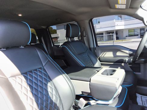 Used 2018 Ford F150 XLT image 29