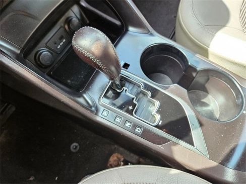 Used 2011 Hyundai Tucson GLS image 23