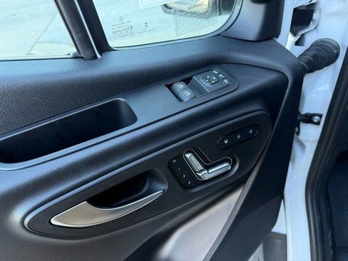 New 2025 Mercedes-Benz Sprinter 2500 image 10