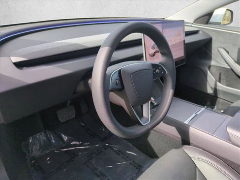 Used 2025 Tesla Model 3 Long Range image 10