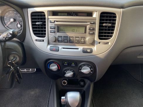 Used 2007 Kia Rio5 SX w/ PWR Pkg FWD image 23