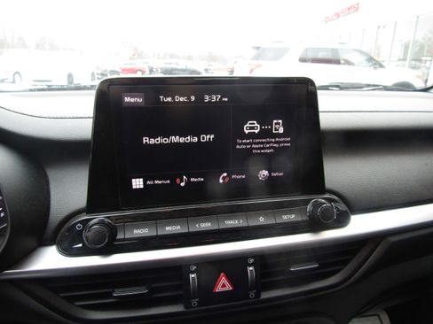 Used 2024 Kia Forte LXS image 13