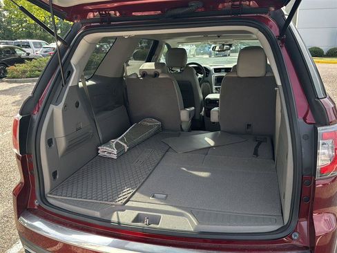 Used 2016 GMC Acadia SLT w/ Open Road Package FWD image 6