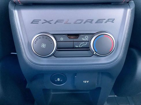 New 2026 Ford Explorer ST-Line RWD image 18
