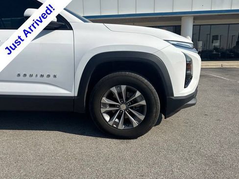 Used 2025 Chevrolet Equinox LT w/ Convenience Package II FWD image 12
