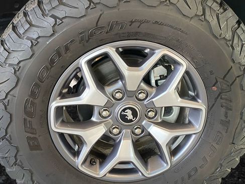 Used 2024 Ford Bronco Badlands image 27