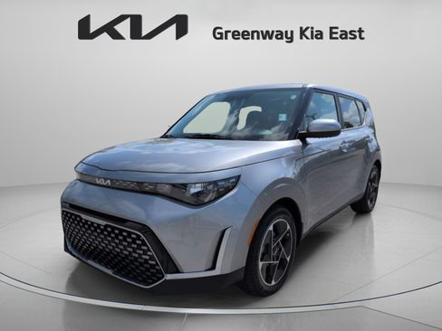 Certified 2023 Kia Soul EX FWD image 10