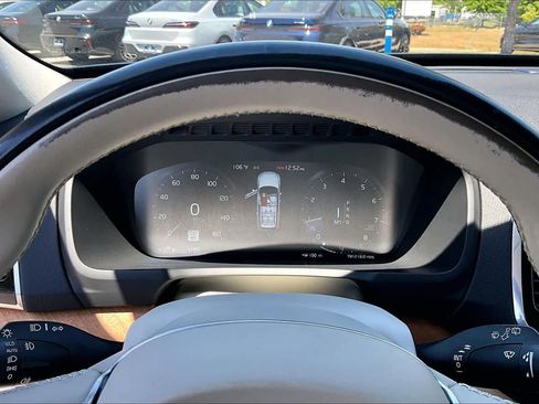 Used 2018 Volvo XC90 T6 Inscription w/ Convenience Package image 28