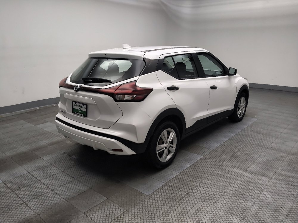 Used 2024 Nissan Kicks S FWD image 10