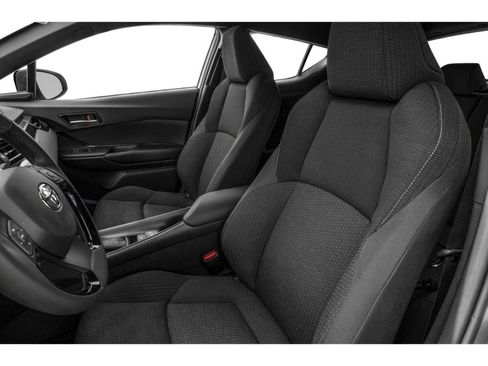 Used 2018 Toyota C-HR XLE FWD image 41