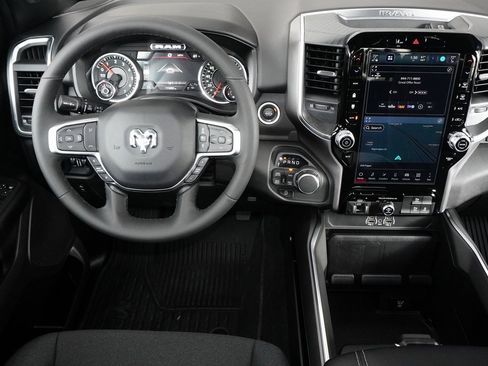 Used 2025 RAM 1500 Big Horn image 24