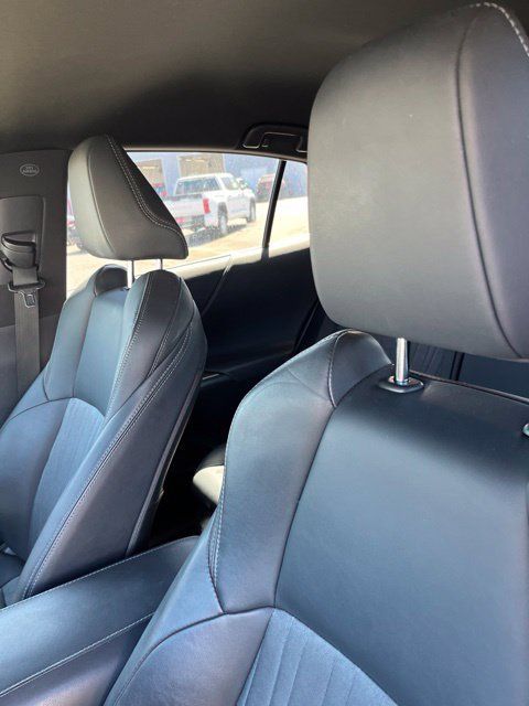 Used 2021 Toyota Venza XLE w/ Carpet Mat Package (TMS) AWD/4WD image 5