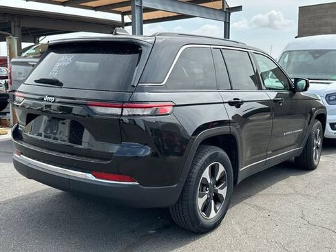 Used 2024 Jeep Grand Cherokee Limited 4xe AWD/4WD image 4