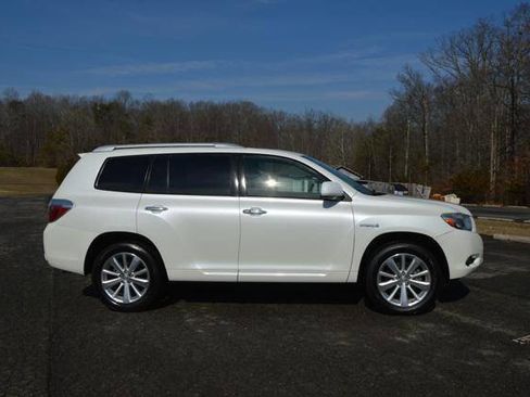Used 2010 Toyota Highlander 4WD Hybrid image 4