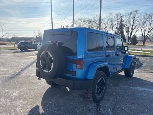 Used 2014 Jeep Wrangler Unlimited Sahara image 5