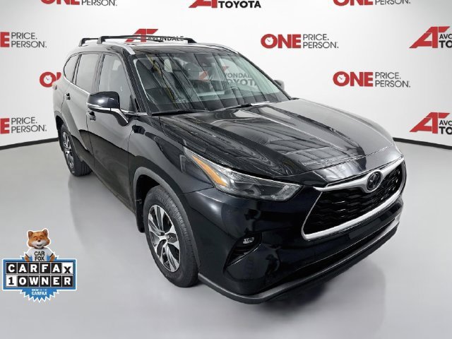 Used 2023 Toyota Highlander XLE FWD image 1
