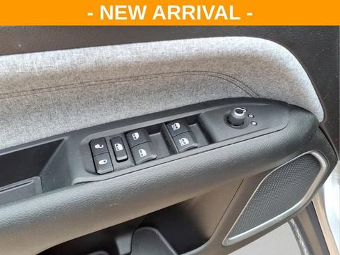 Used 2024 Jeep Compass Latitude AWD/4WD image 17