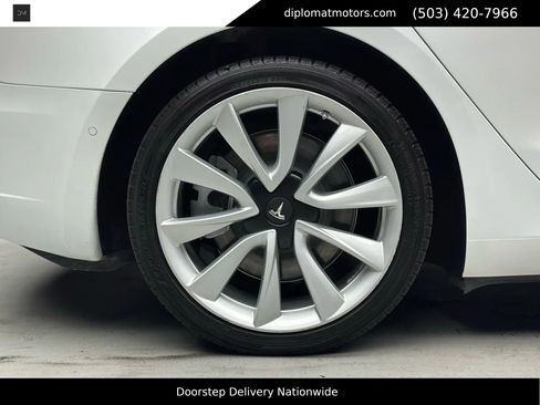 Used 2020 Tesla Model 3 Long Range image 37